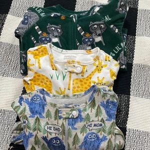 💕 3 for $20💕 Footed pajamas lot